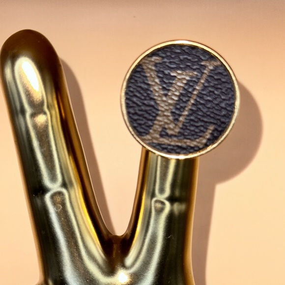 MOON & LOLAπ- LOUIS VUITTON Authentic Repurposed Fabric Ring - Picture 5 of 15
